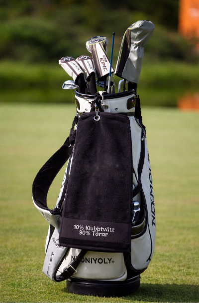 com4t, present, golfhandduk.