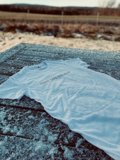 Rolig present, ledsen t-shirt.